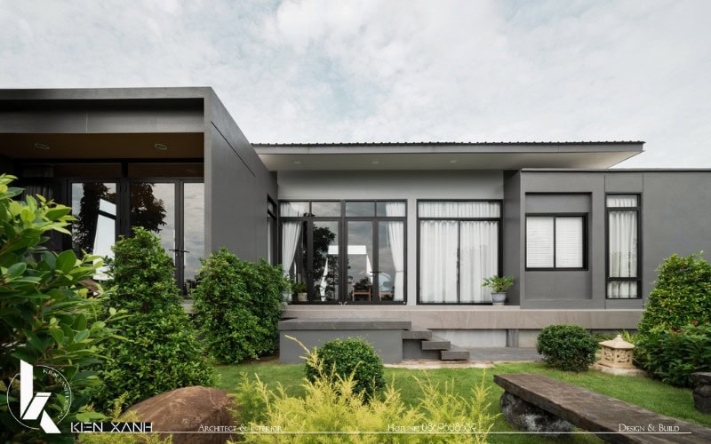 Quân House nổi bật với kiến trúc hiện đại và không gian sống xanh