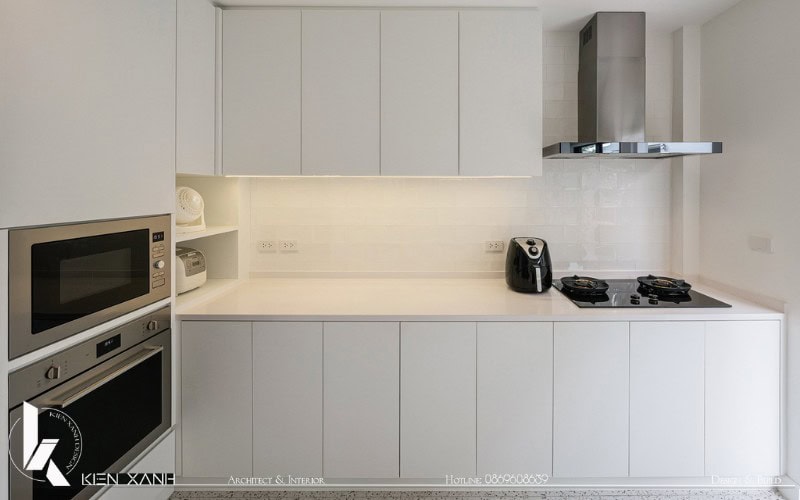 Khu vực nấu nướng tối giản nhưng đầy đủ tiện nghi