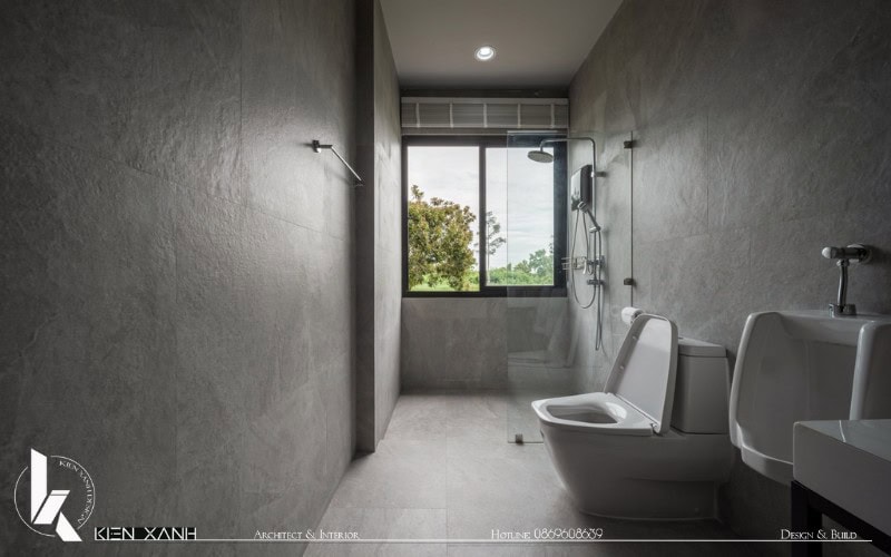 Khu vực tắm vệ sinh rộng rãi