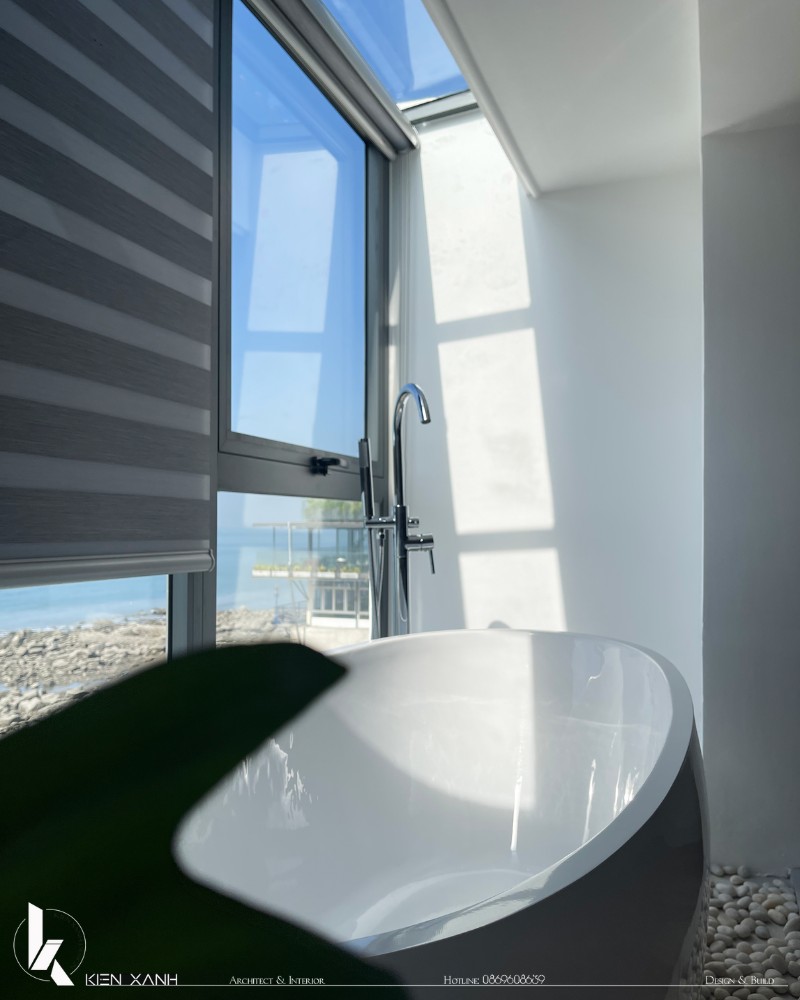 Điểm nhấn nổi bật với bồn tắm view hướng biển
