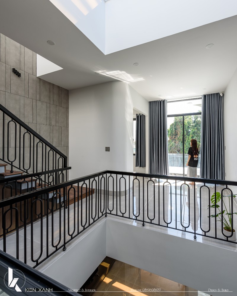 Không giang tầng 1