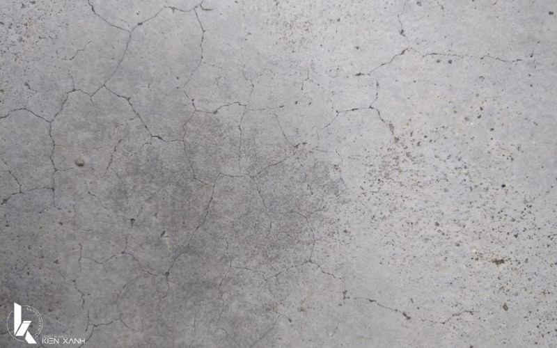 Cách xử lý sàn bê tông mới đổ bị nứt